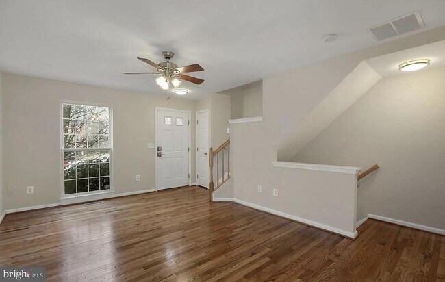 Photo - 15592 Three Otters Pl