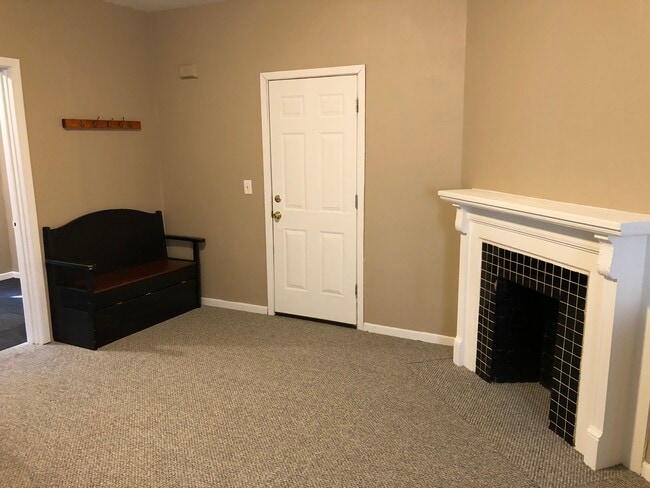 Photo - 3006 Emerson Avenue N #1