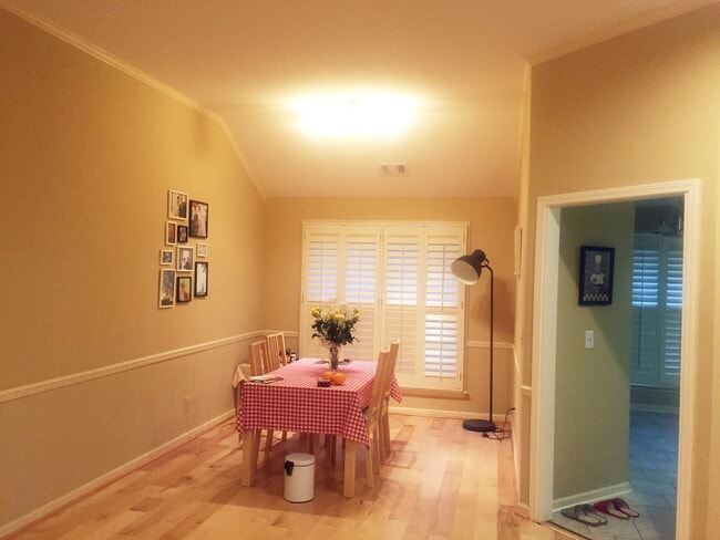 Photo - 2022 Cross Cir