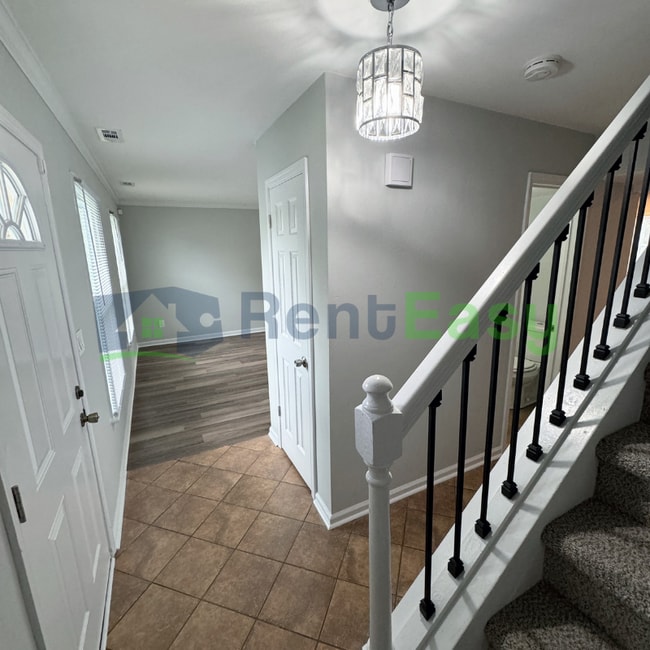 Photo - 1584 Boles Pl
