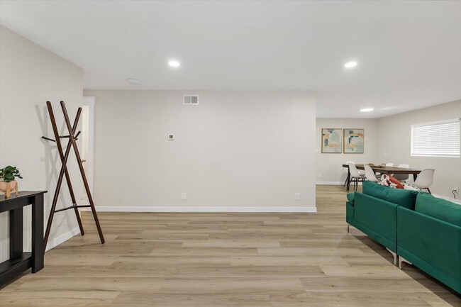 Photo - 2410 W Bruneau Pl Unidad SI ID1491657P