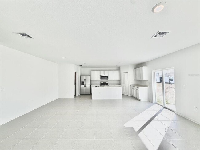 Photo - 2110 Chris Dr