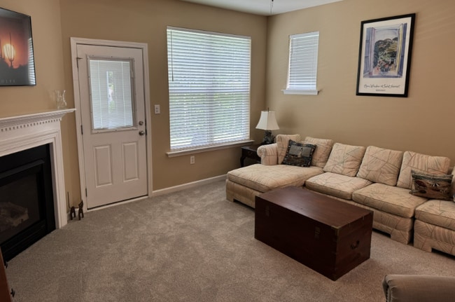 Photo - 8420 Central Dr