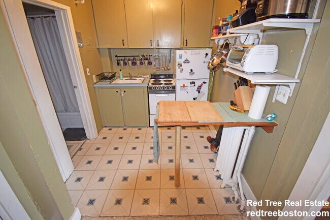 Photo - 503 Beacon St Unit 8