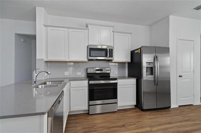 Photo - 108 Joe Kidd Ln