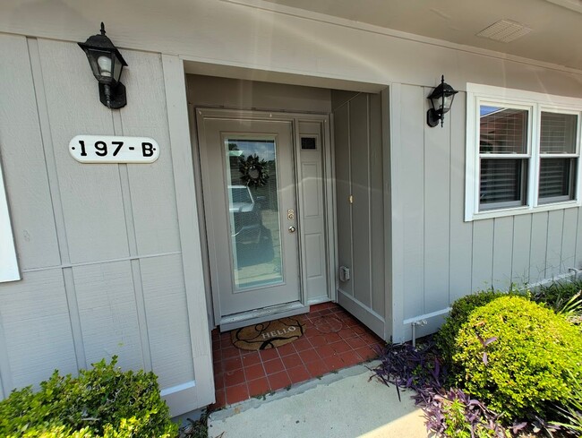 3 bedroom 2 bath townhouse in Midtown!! Av... - 3 bedroom 2 bath townhouse in Midtown!! Av...