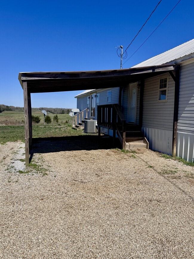 Photo - 3690 Old Airport Rd