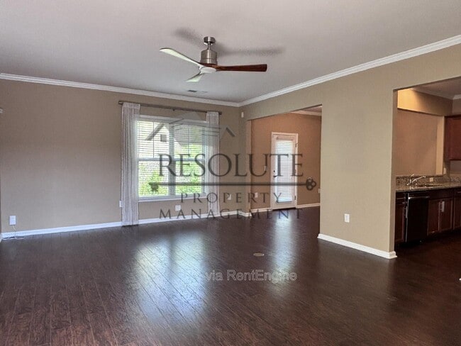 Photo - 240 Lynchwick Ln