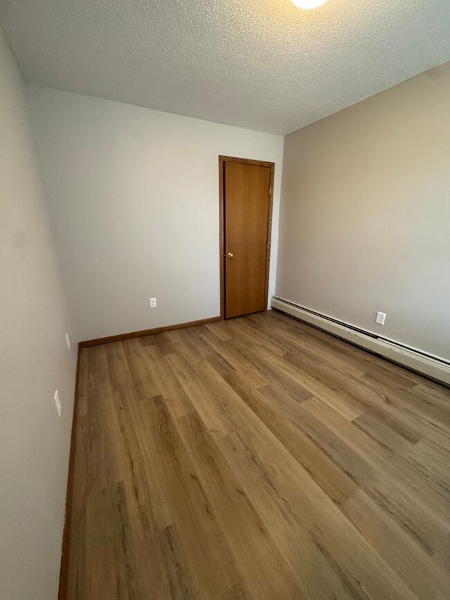 Photo - 314 W 4th St Unidad 2