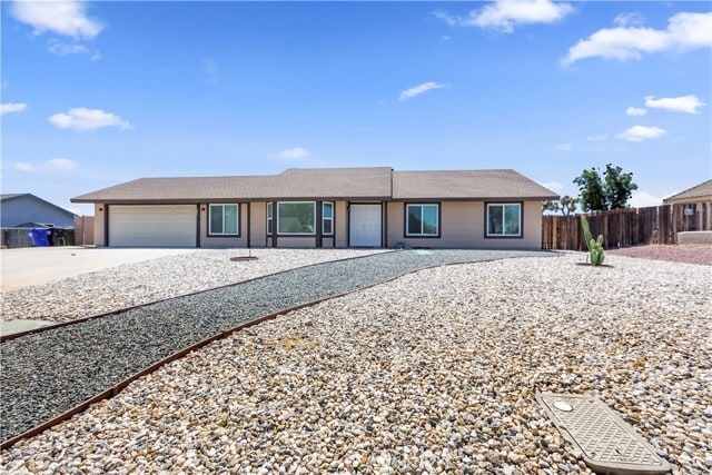 Building Photo - 11471 Hollyvale Ave