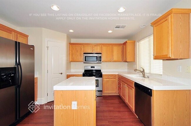 Photo - 3501 Mountain Park St