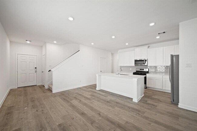 Photo - 3930 Windy Whisper Dr