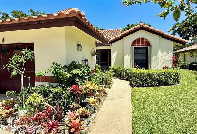 Photo - 10952 Roebelini Palm Ct