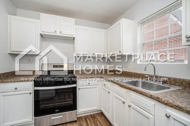 Photo - 1320 M.L.K. Jr Dr SW