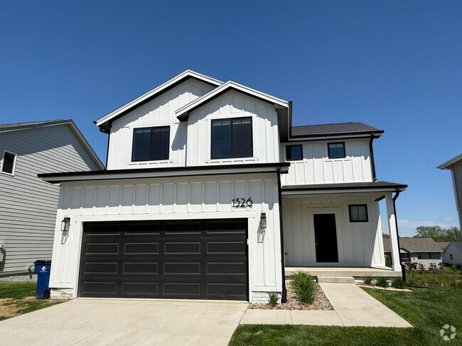 Building Photo - Luxury New Construction Home - Gorgeous Po...