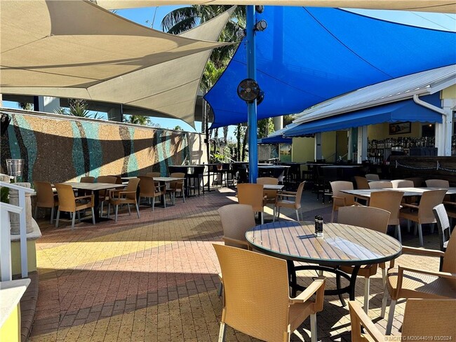 Photo - 2632 NE Pelican Wy