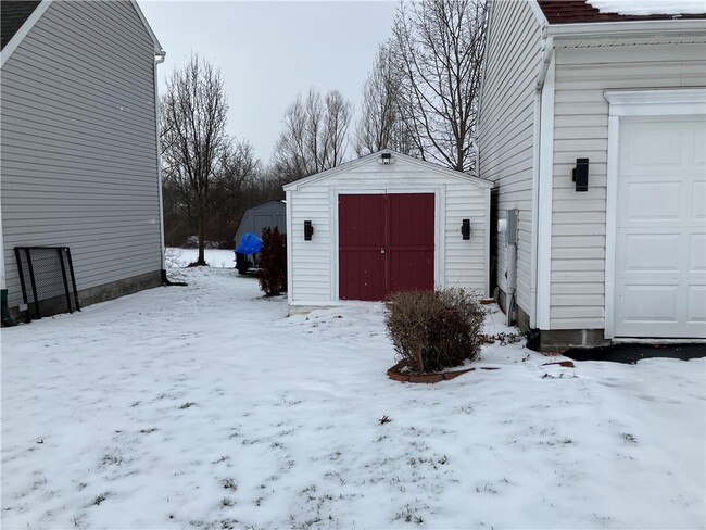 Photo - 120 Hummingbird Way