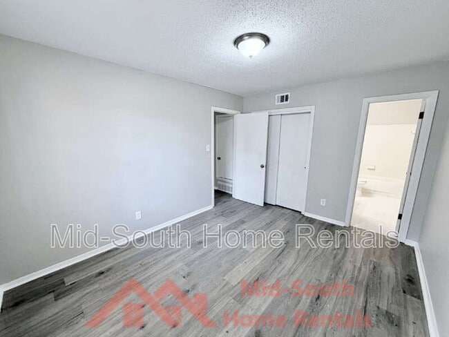 Photo - 139 N Claybrook St Unit 3