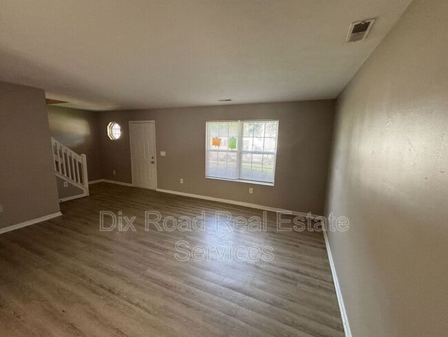 Photo - 307 Park Dr