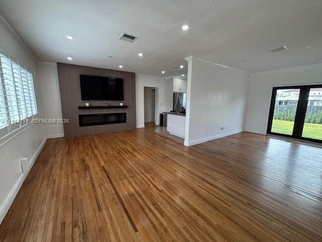 Photo - 9315 SW 44th St