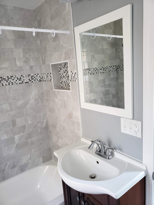 64 Marlborough St Apartments For Rent in Portland, CT