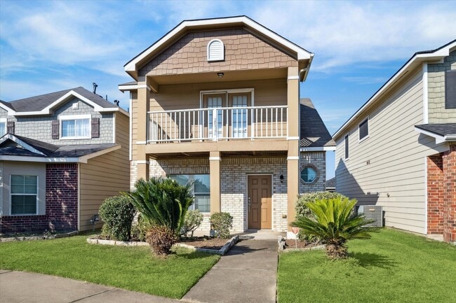Photo - 20566 Sycamore Crest Ln