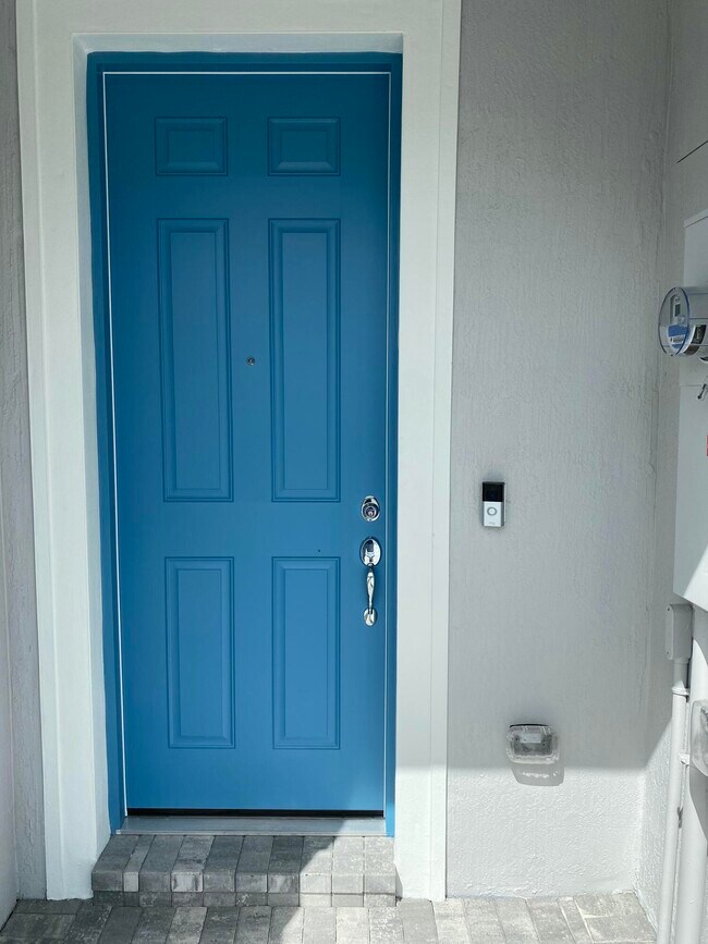 Photo - 2880 SE Federal Hwy