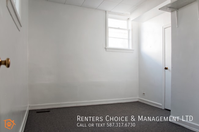 Photo - Pet friendly , utilities included , south