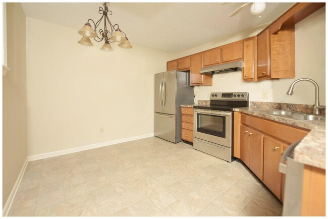 Photo - 67 Forest Hill Dr