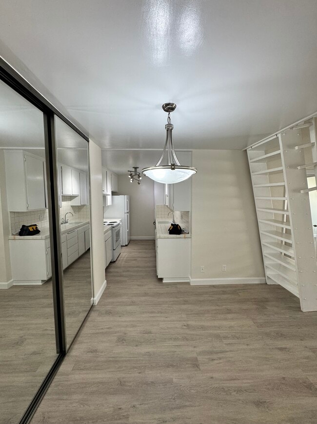 Photo - 3565 Linden Ave Unit 328