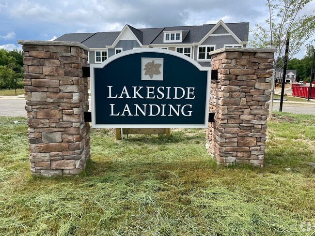 Building Photo - 5550 Wenrich Dr Rental