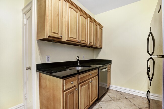 Photo - 340 Fairmount Ave Unit 204