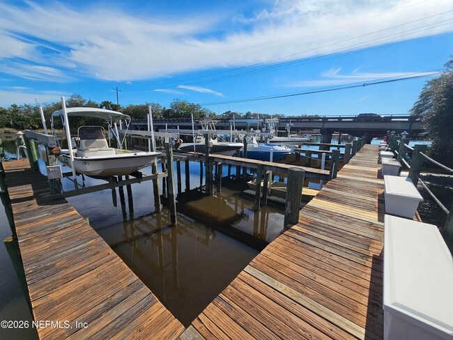 Photo - 1307 River Hills Cir E Unit 16