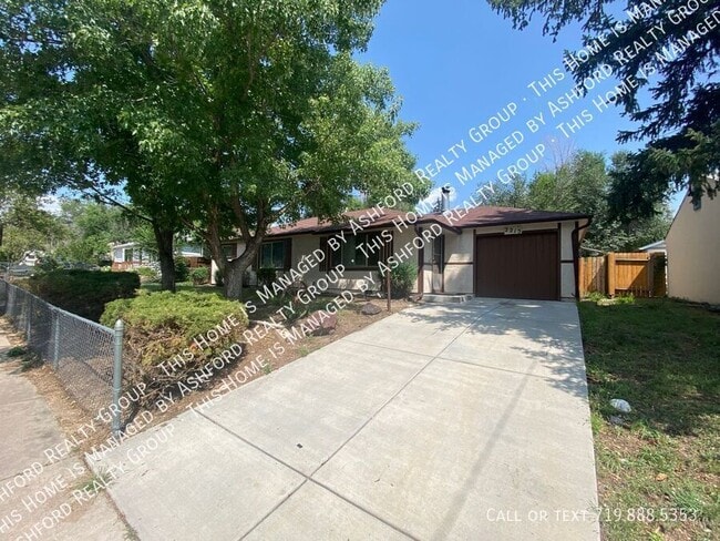 Photo - 2215 Bonfoy Ave