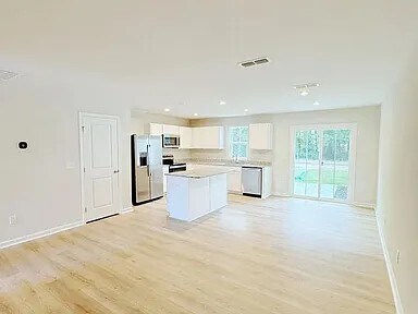 Photo - 130 Elyse Overlook Lp