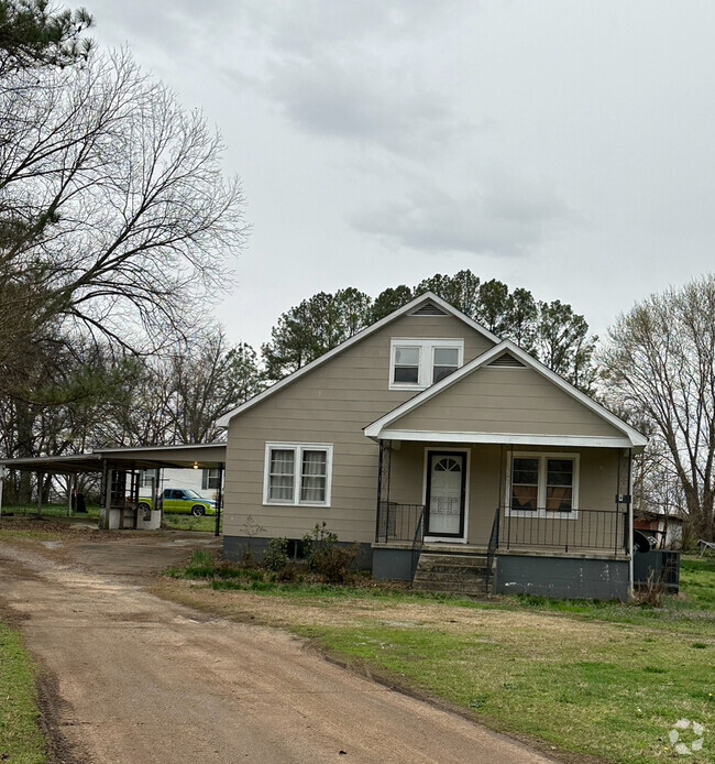 Building Photo - 601 W Main St Rental