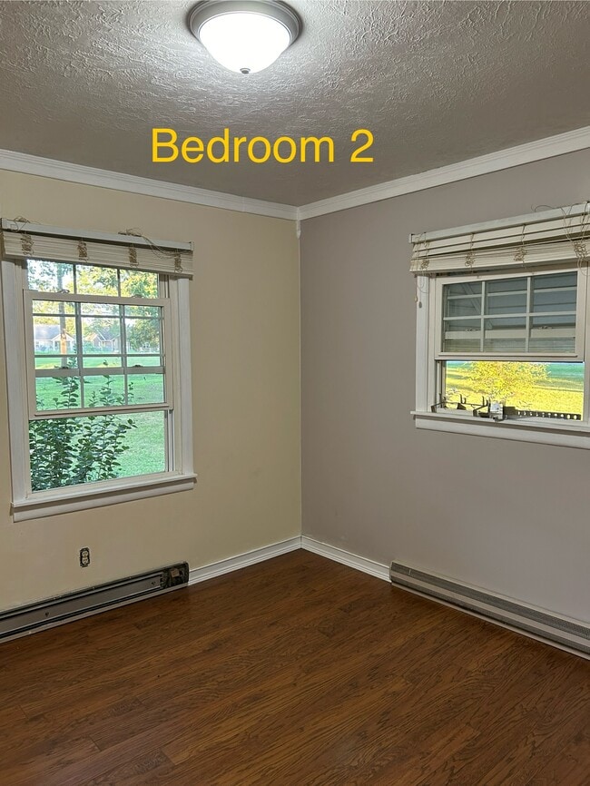 Photo - 115 Woodview Ln