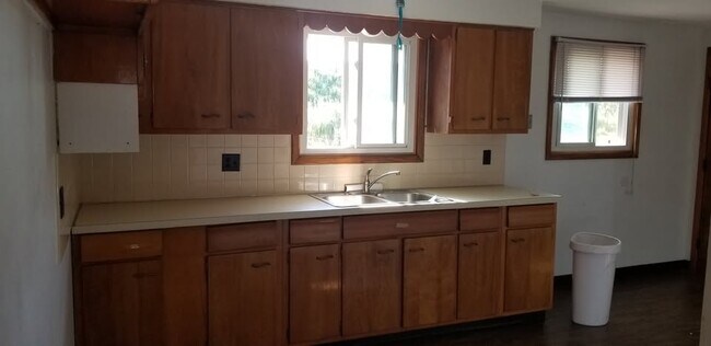 Photo - 335 Fisher Rd Unidad 2