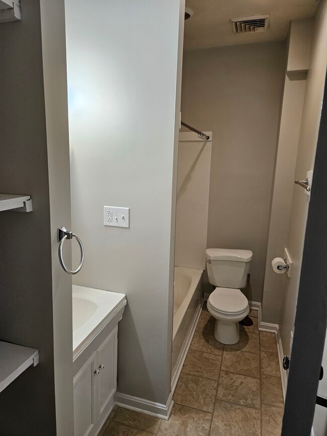 Photo - 139 E Louther St Unit 139 East Louther Street