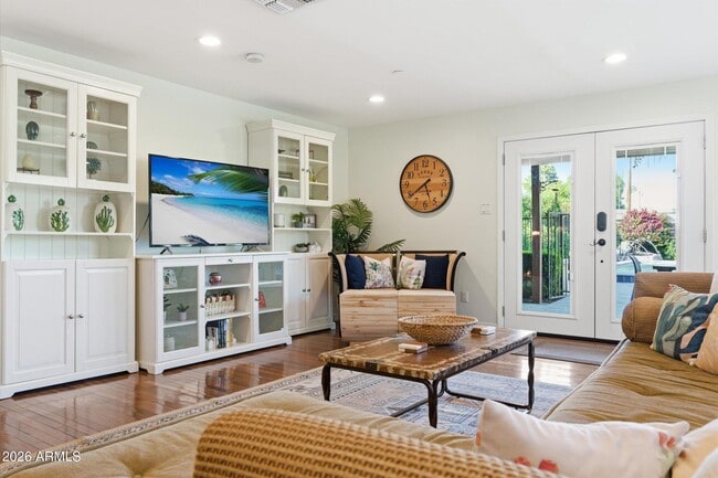 Photo - 4715 N 68th St