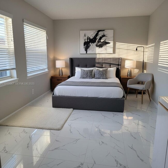 Photo - 2809 Jefferson Pkwy Unidad B