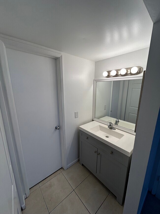 Photo - 10155 NW 9th St Cir Unit 405