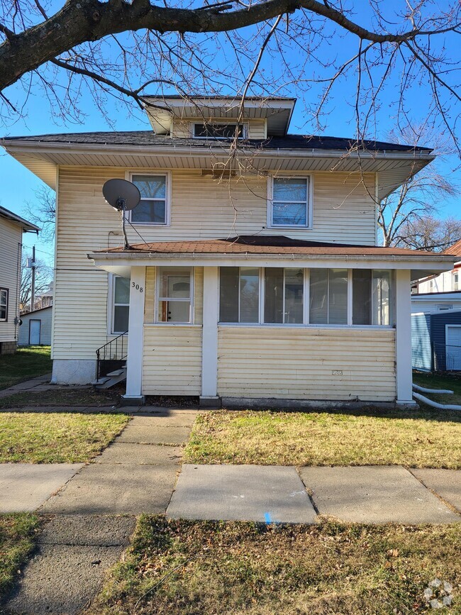 Building Photo - 308 Baltimore St Rental