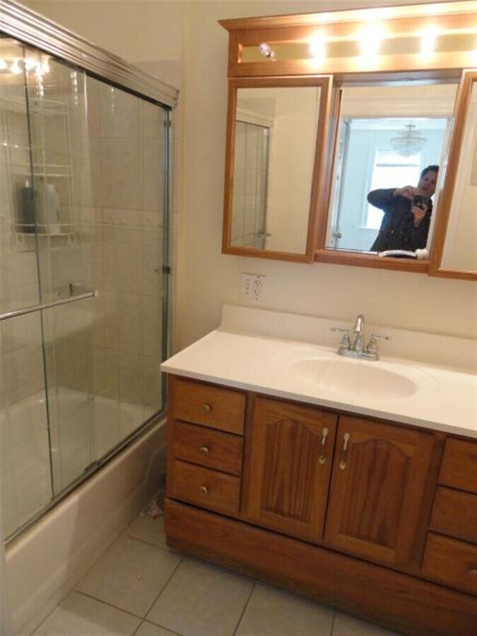 Photo - 8 Lincoln St Unit 1