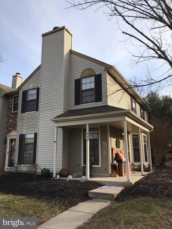 Photo - 633 Foxton Ct Townhome