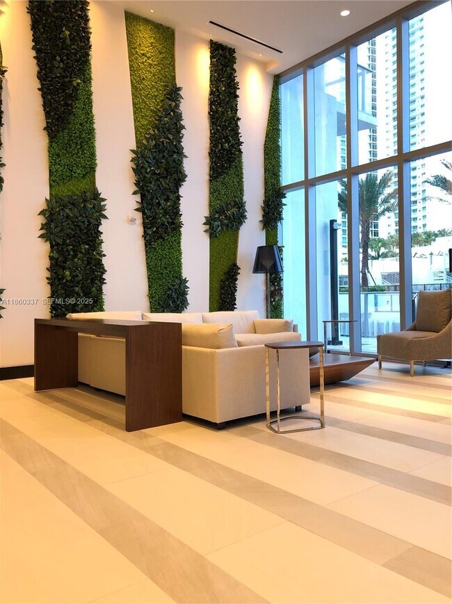 Photo - 851 NE 1st Ave Unit 3904