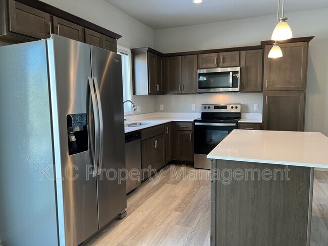 616 First Street NW