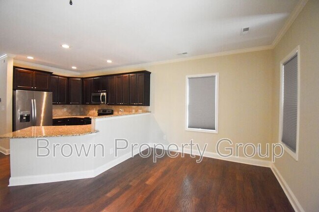 Photo - 915 Carolina Ave