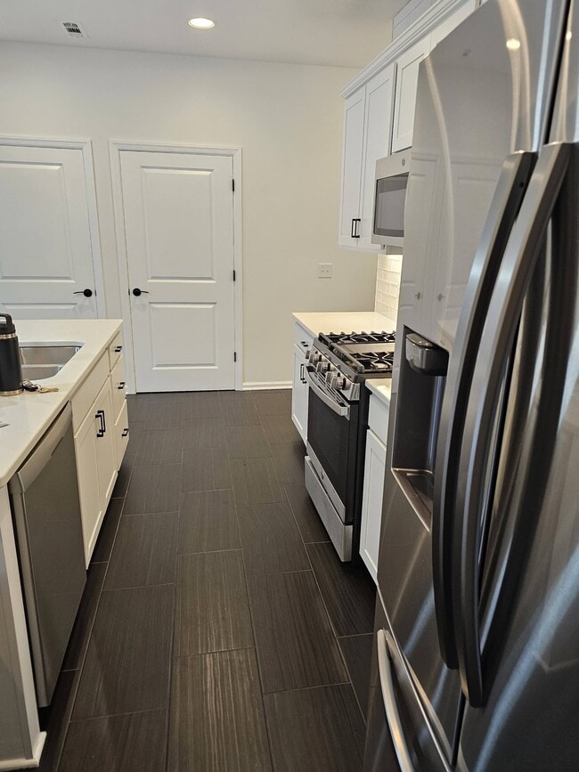 Photo - 1362 Maple Grove Ln Unit 1362
