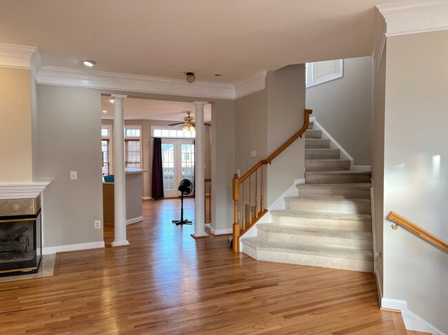 Photo - 945 Harrison Cir